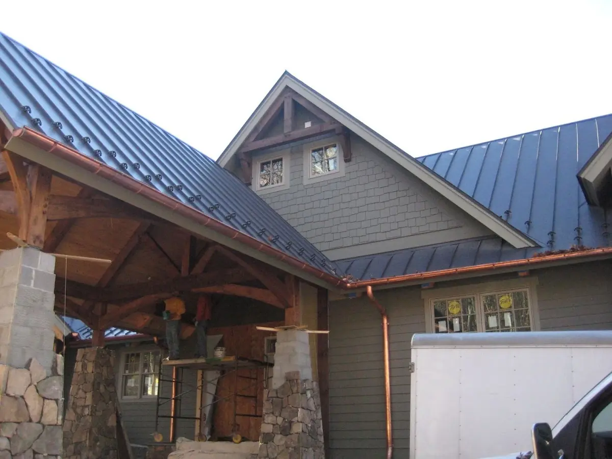 Craftsman Roofing team delivering quality roofing work in Braewood Park